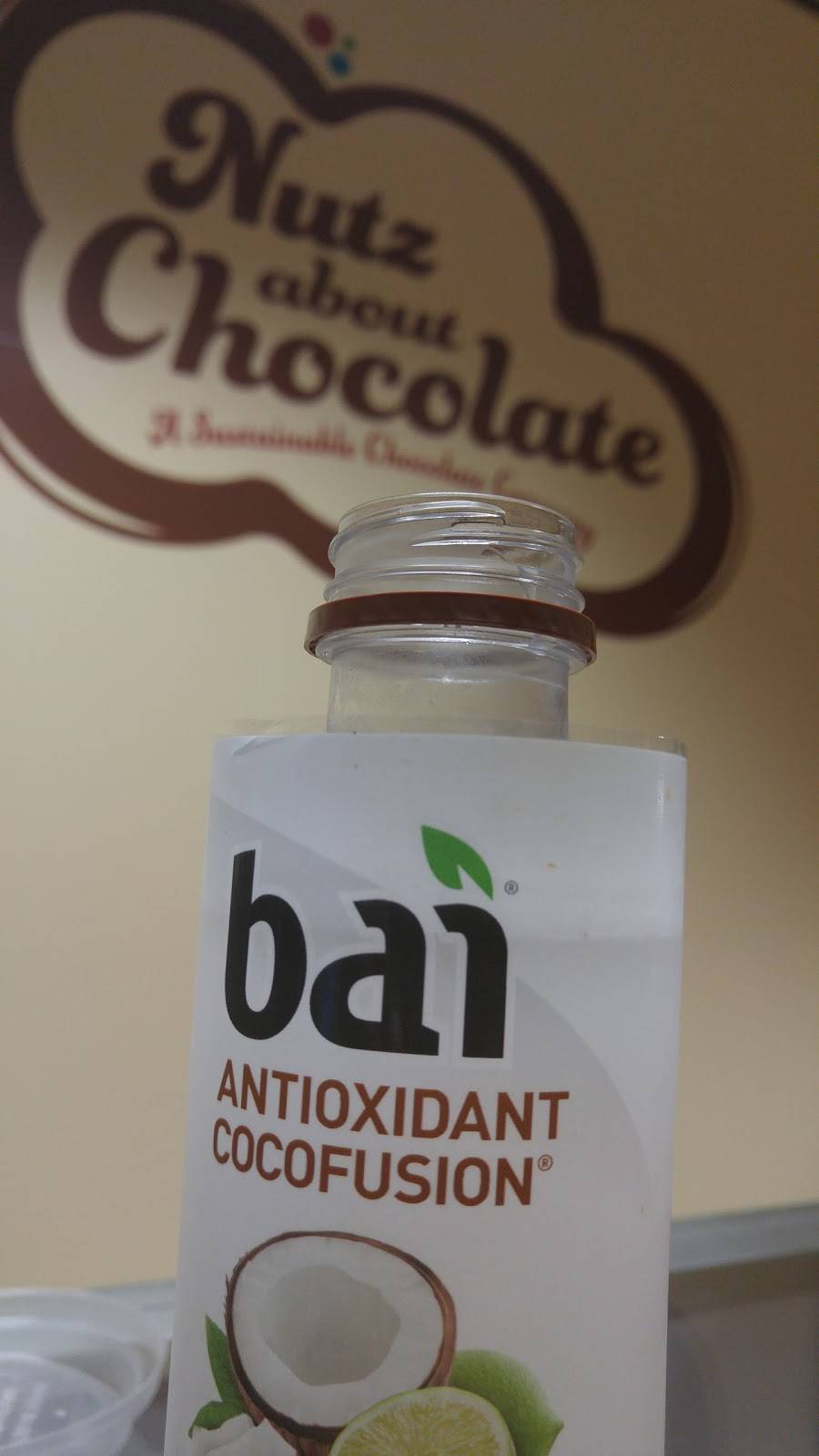 Nutz About Chocolate | restaurant | 59 S Broadway St, Lake Orion, MI 48362, USA | 2486907345 OR +1 248-690-7345