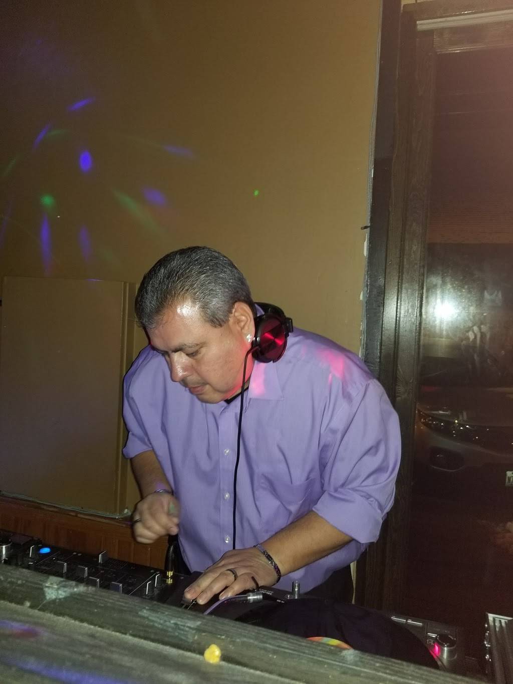 Perception Lounge | restaurant | 6814 Windsor Ave, Berwyn, IL 60402, USA | 7736166041 OR +1 773-616-6041