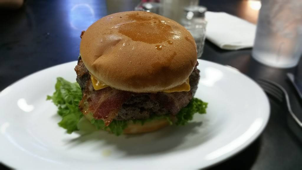 Marys Cafe | restaurant | 119 Grant Ave, Strawn, TX 76475, USA | 2546725741 OR +1 254-672-5741