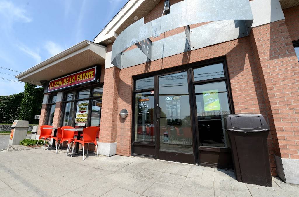 Le Coin de la Patate | meal takeaway | 1974 Rue de la Faune, Québec, QC G3E 1L5, Canada | 4189156844 OR +1 418-915-6844