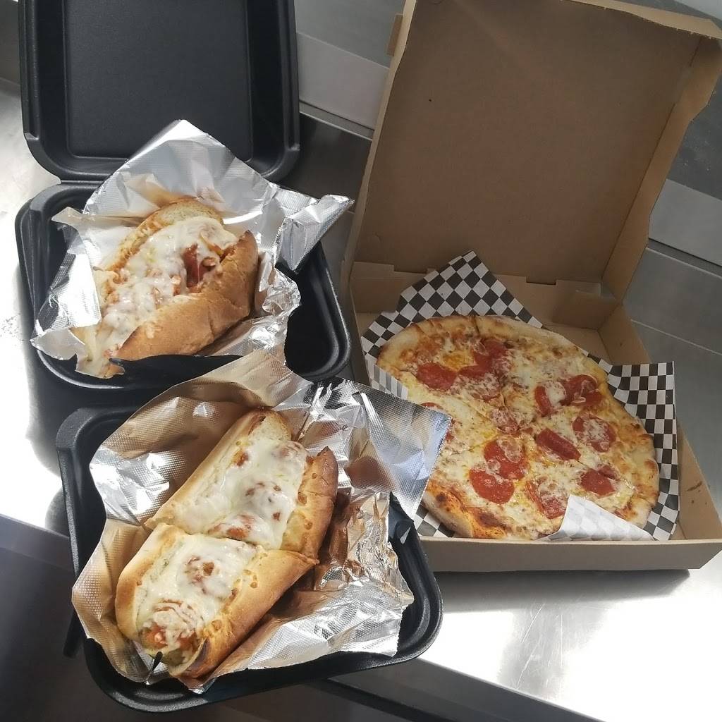Big Reds Pizza | restaurant | 220 NW 137th Ave, Miami, FL 33182, USA | 3059511272 OR +1 305-951-1272