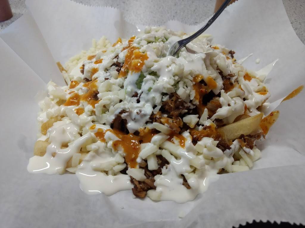 Mi Lindo Michoacan | restaurant | 2120 N Broadway, Wichita, KS 67214, USA | 3162142734 OR +1 316-214-2734