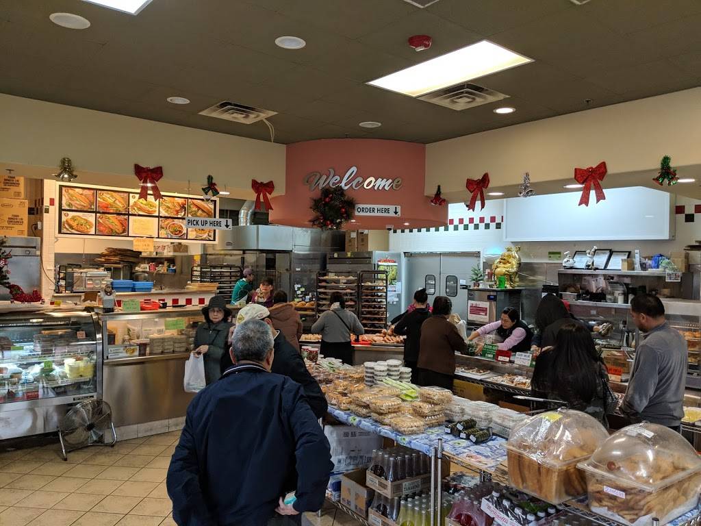 Giò Chả Đức Hương Sandwiches | meal takeaway | 6825 Stockton Blvd #200, Sacramento, CA 95823, USA | 9164281188 OR +1 916-428-1188