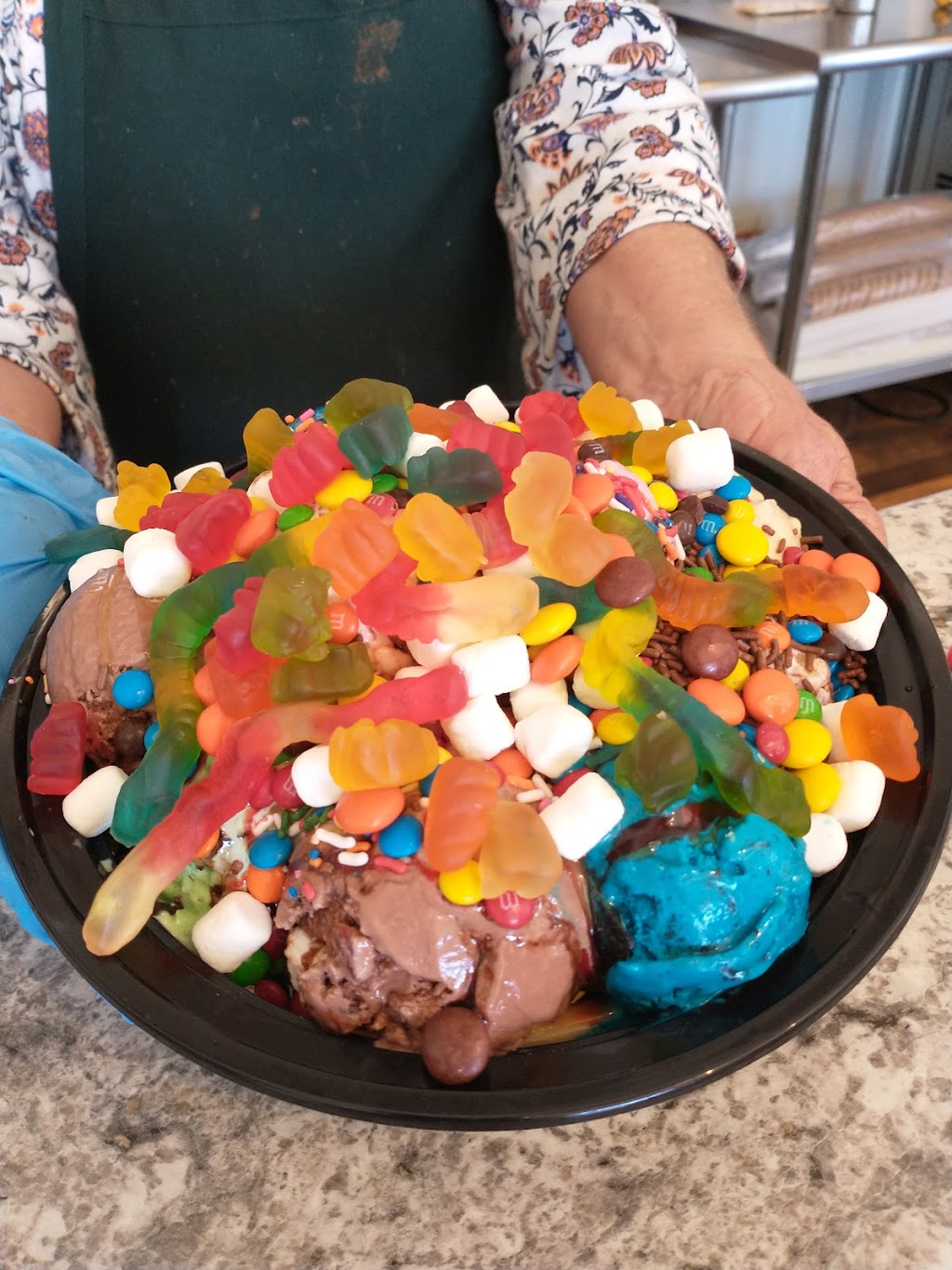 Corner Scoop | restaurant | 3166 AZ-83, Sonoita, AZ 85637, USA | 5202687715 OR +1 520-268-7715