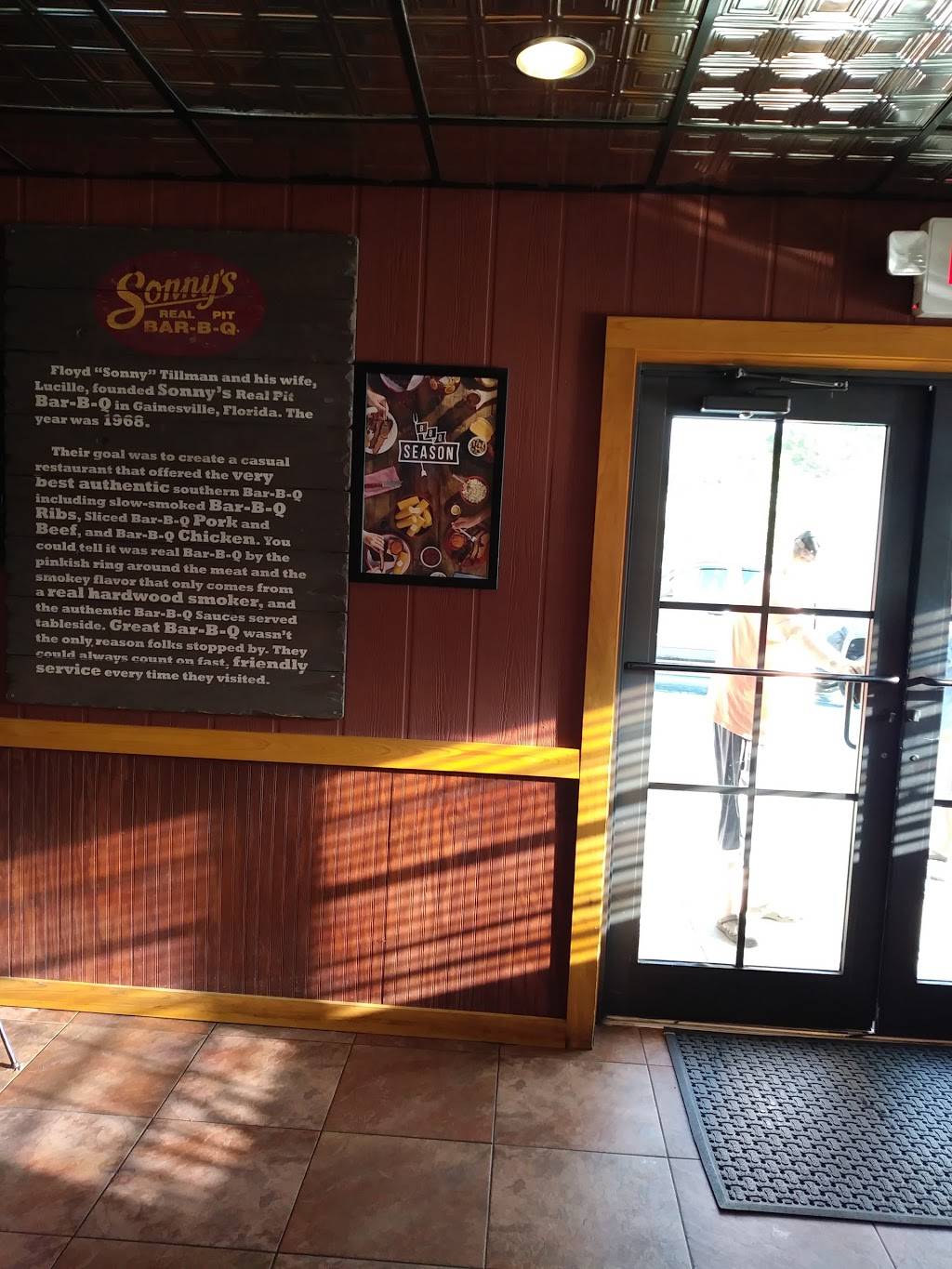 Sonnys BBQ | restaurant | 3120 South, US-1, Fort Pierce, FL 34982, USA | 7724689086 OR +1 772-468-9086