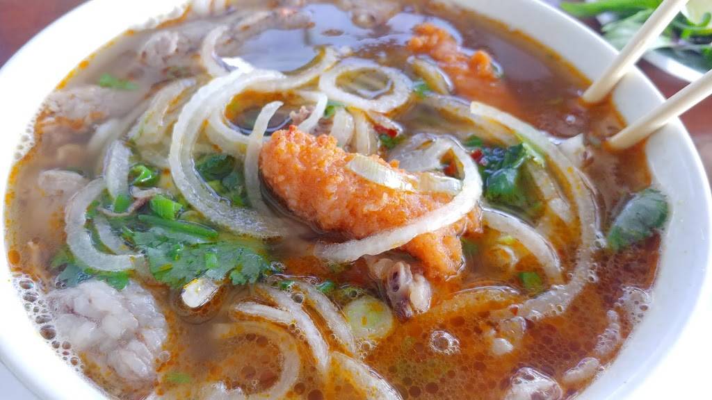 Pho Viet | restaurant | 18741 Soledad Canyon Rd, Canyon Country, CA 91351, USA | 6612521899 OR +1 661-252-1899