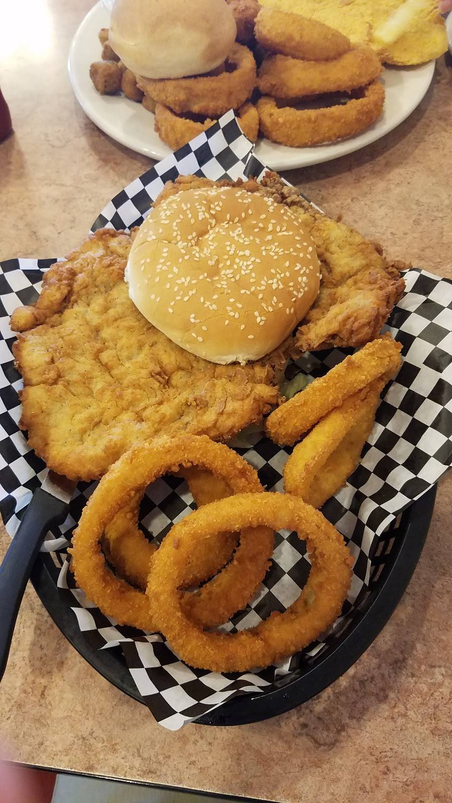 Pickles Express | restaurant | 4517 SW 29th St, Oklahoma City, OK 73179, USA | 4056006272 OR +1 405-600-6272