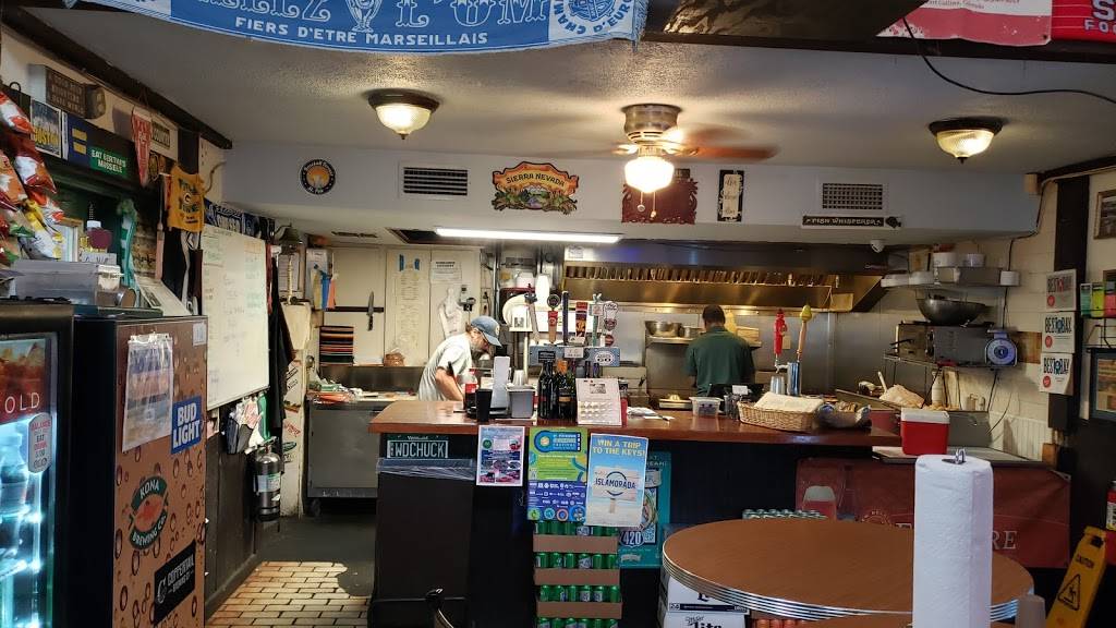 The Tavern at Bayboro | restaurant | 120 6th Ave S, St. Petersburg, FL 33701, USA | 7278211418 OR +1 727-821-1418