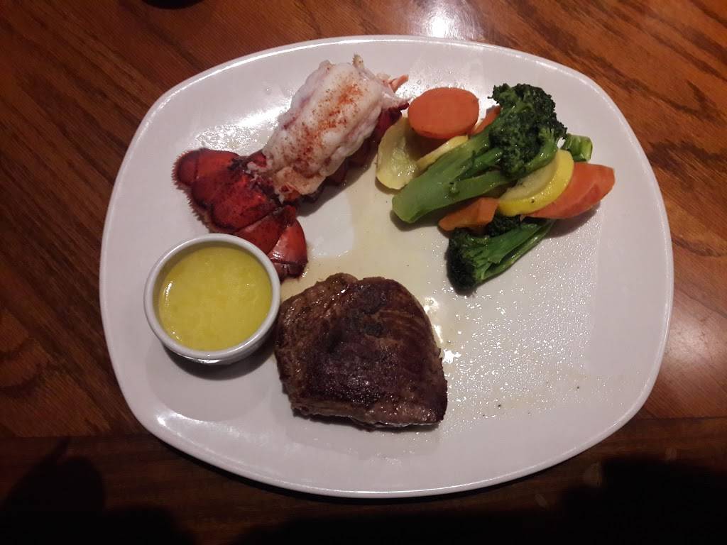 Twin Peaks | shopping mall | 14721-14905 Pomerado Rd, Poway, CA 92064, USA | 8588474600 OR +1 858-847-4600