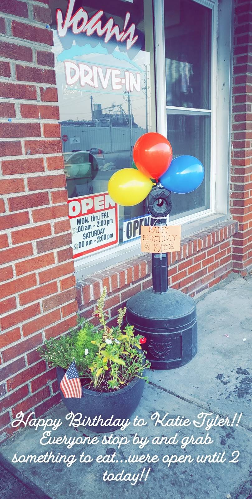 Joans Drive-In | restaurant | 164 Court St, Marshall, MO 65340, USA | 6608867771 OR +1 660-886-7771