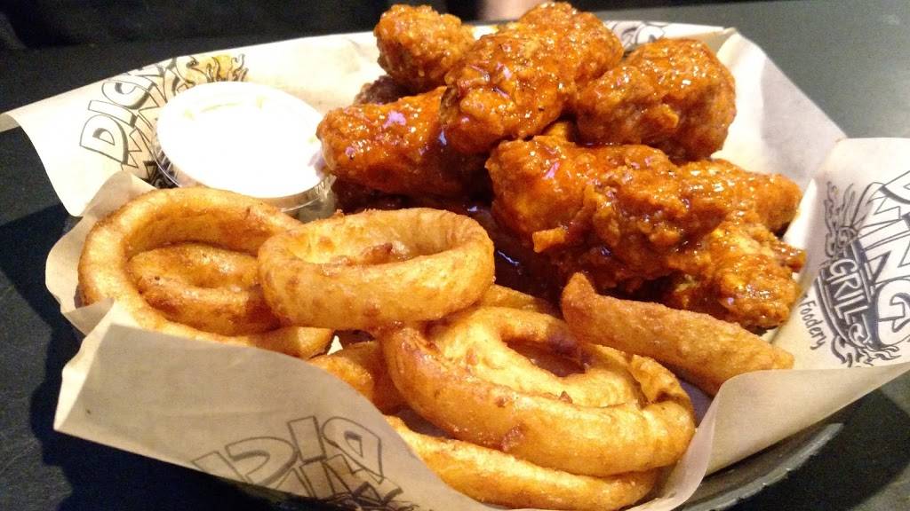 Dicks Wings And Grill Mandarin | restaurant | 10550 Old St Augustine Rd, Jacksonville, FL 32257, USA | 9048807087 OR +1 904-880-7087