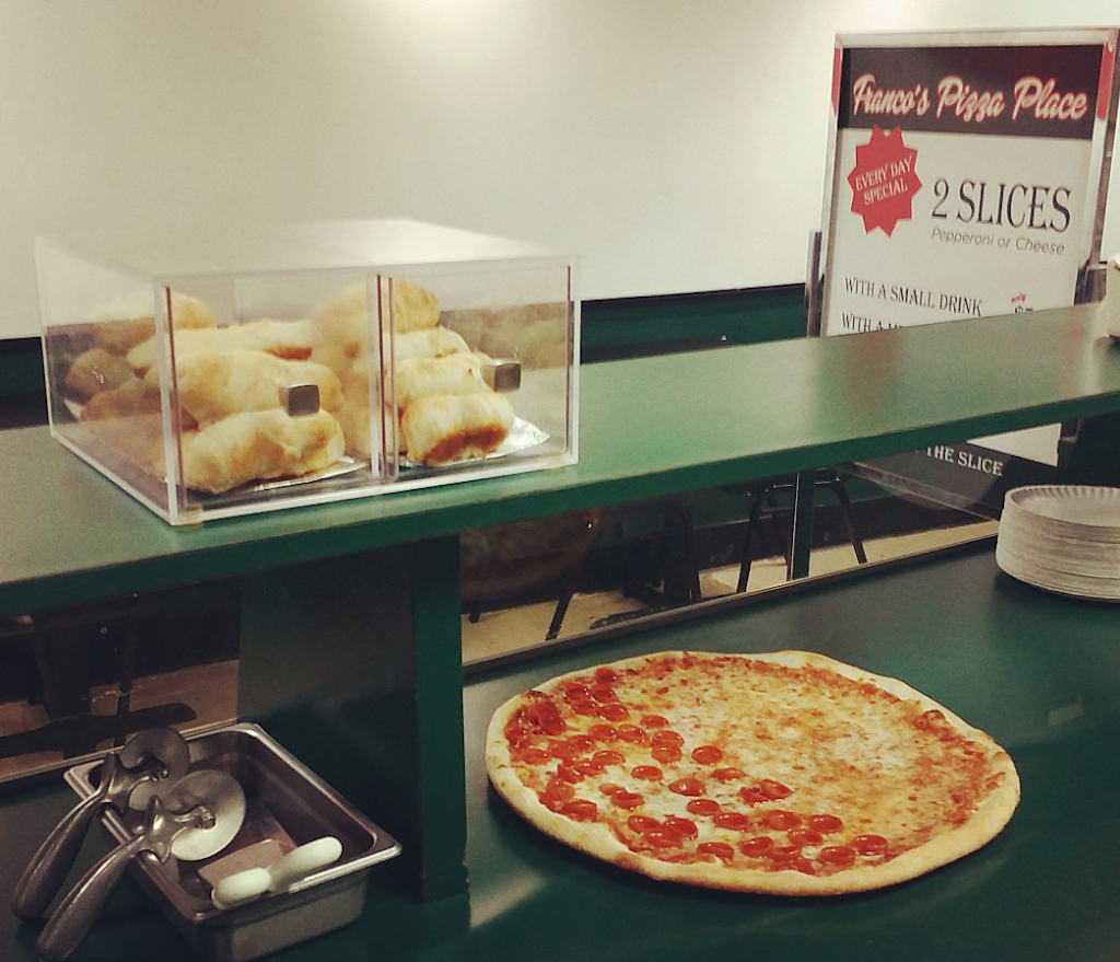 Francos Pizza Place | restaurant | 42 S Court St, Athens, OH 45701, USA | 7404479316 OR +1 740-447-9316