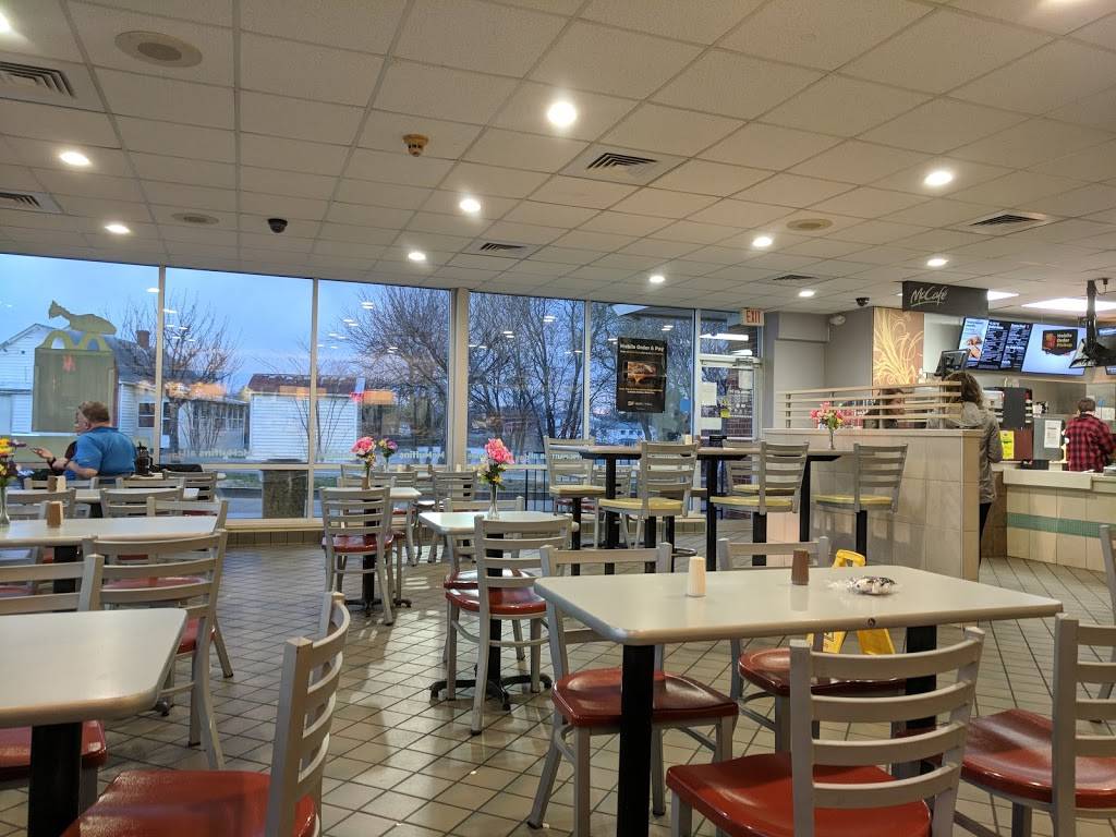 McDonalds | cafe | 327 Washington St, Madison, VA 22727, USA | 5409489036 OR +1 540-948-9036
