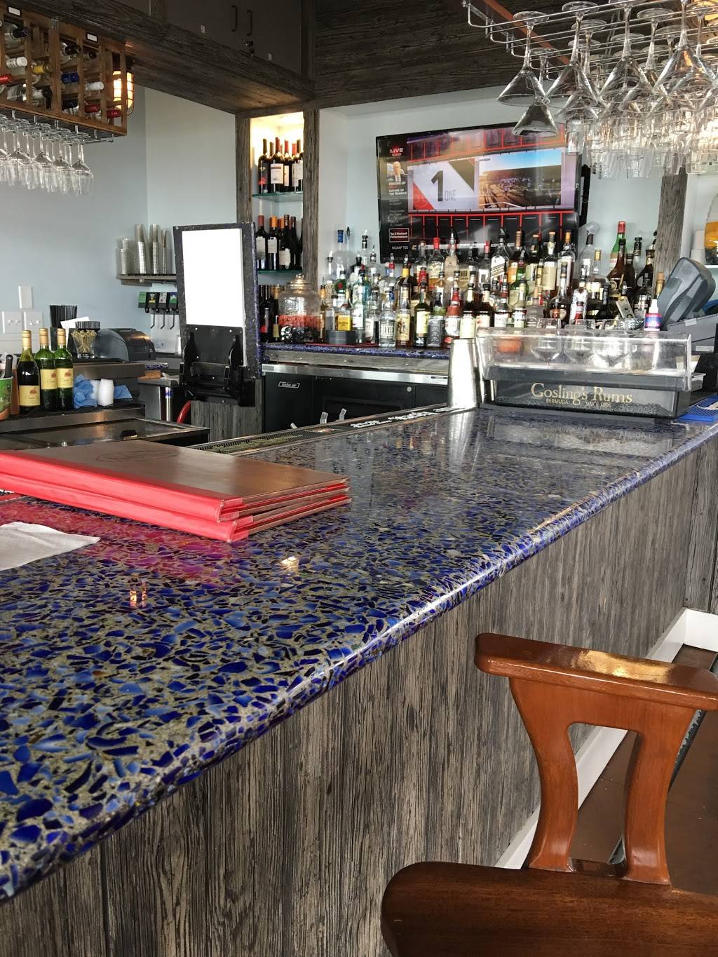 Charleston Harbor Fish House | restaurant | 32 Patriots Point Rd, Mt Pleasant, SC 29464, USA | 8432847070 OR +1 843-284-7070