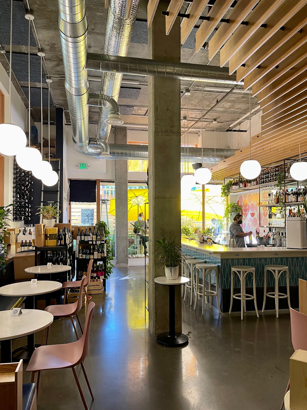 Bar Diane | cafe | Entrance on NW 21st Ave through the gate next to Eb & Bean, Portland, OR 97210, USA | 9712551387 OR +1 971-255-1387