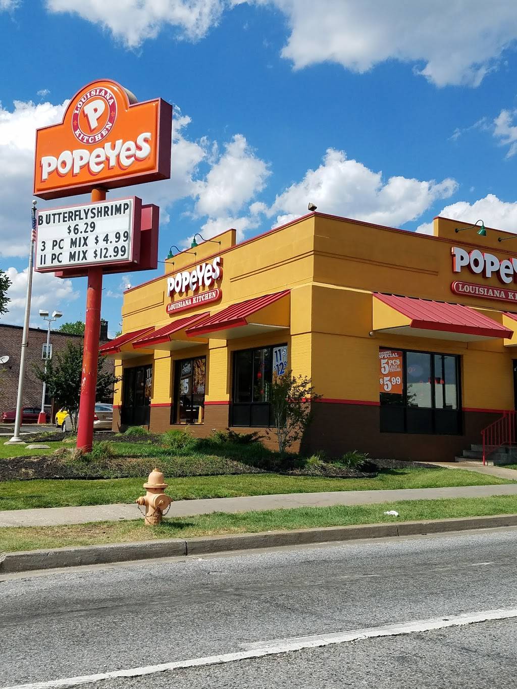 Popeyes Louisiana Kitchen | restaurant | 3400 Pulaski Hwy, Baltimore, MD 21224, USA | 4103420139 OR +1 410-342-0139