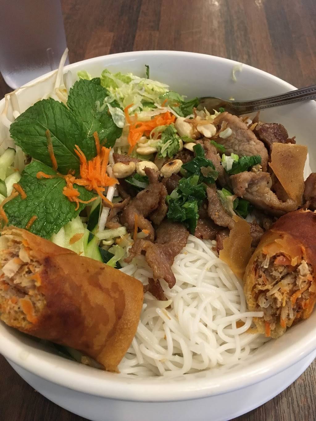 Pho A.V. | restaurant | 3202 E Greenway Rd, Phoenix, AZ 85032, USA | 6029230241 OR +1 602-923-0241