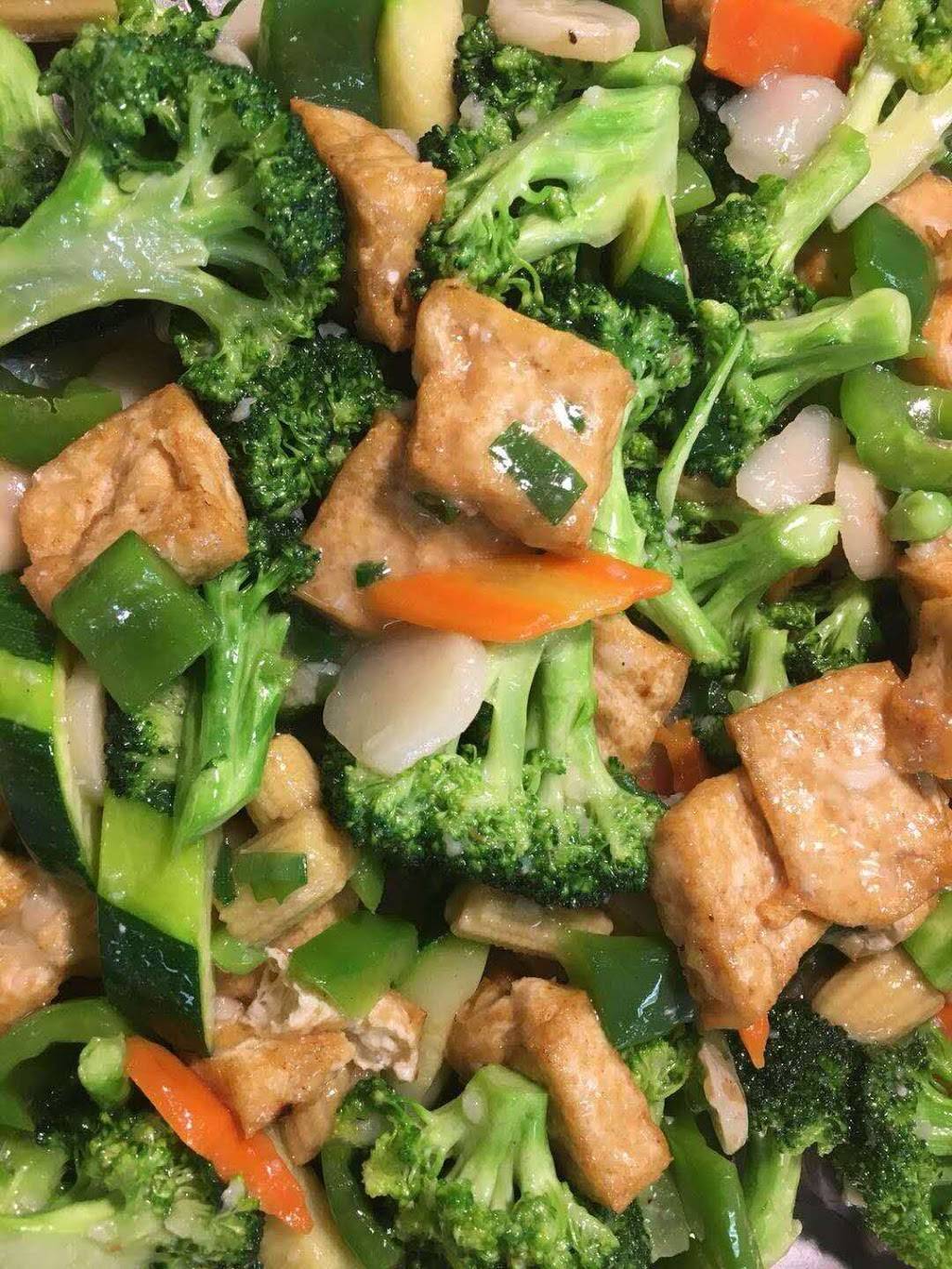 Asian Kitchen | restaurant | 310 E McGalliard Rd, Muncie, IN 47303, USA | 7652737446 OR +1 765-273-7446