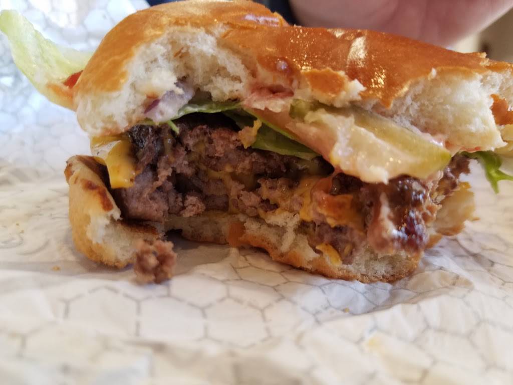 Wendys | restaurant | 5155 S Broadway, Englewood, CO 80113, USA | 3037950833 OR +1 303-795-0833