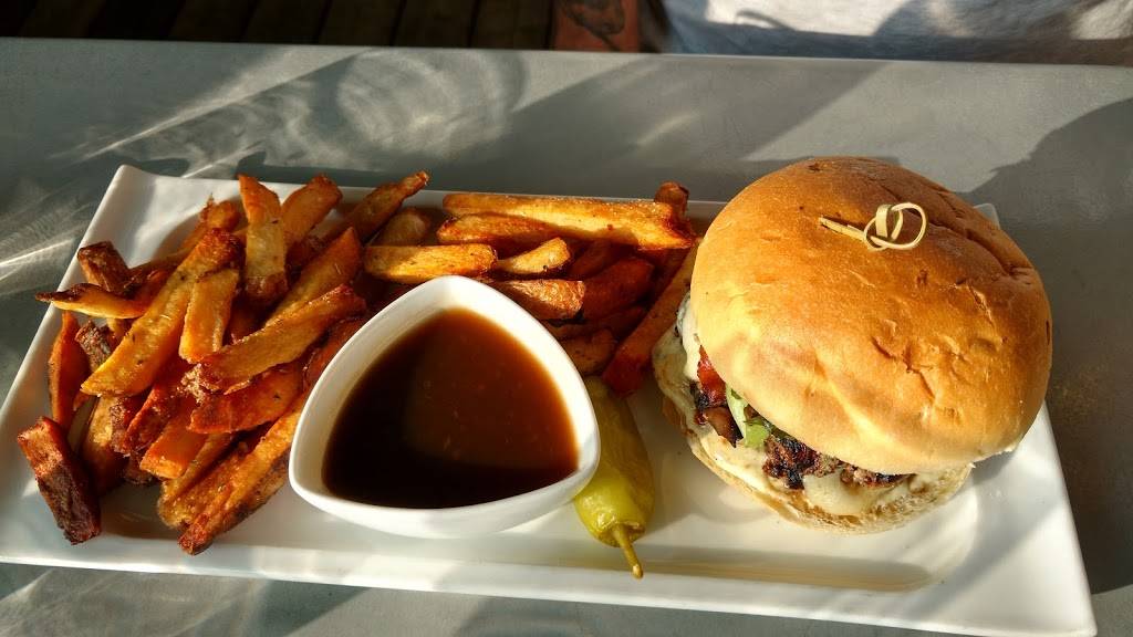 Cascata Bistro | restaurant | 281 Carlisle Rd, Carlisle, ON L0R 1H2, Canada | 2898957986 OR +1 289-895-7986