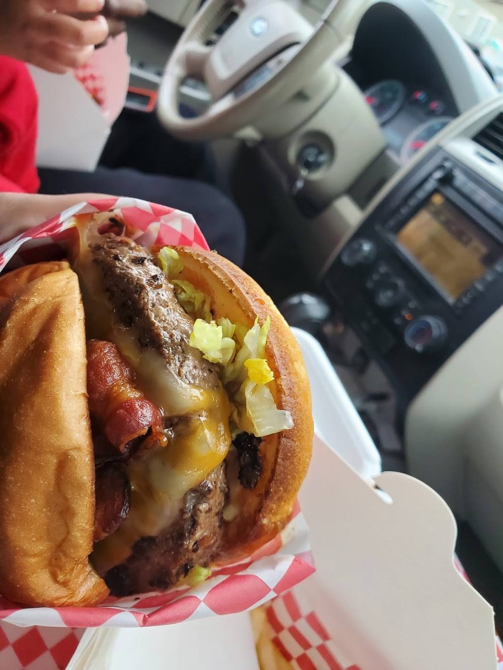 Trap Kitchen | restaurant | 8403 NE Fremont St, Portland, OR 97220, USA | 5034420748 OR +1 503-442-0748