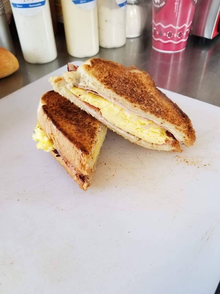 Thoze Guyz Food Truck | restaurant | 139 Miller St, Strasburg, PA 17579, USA | 7176728242 OR +1 717-672-8242