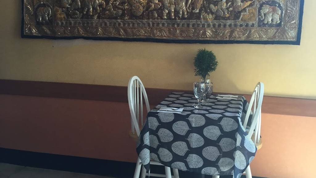 Sweet Mango | meal delivery | 206 E Main St, Milford, MA 01757, USA | 5083813619 OR +1 508-381-3619