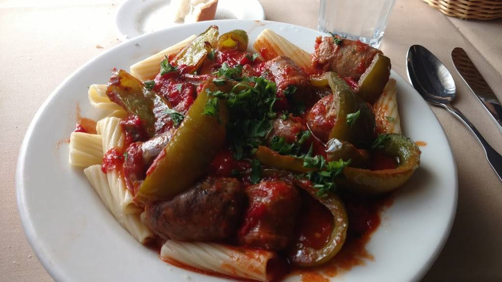 Sabatinos Italian Restaurant | restaurant | 901 Fawn St, Baltimore, MD 21202, USA | 4107272667 OR +1 410-727-2667