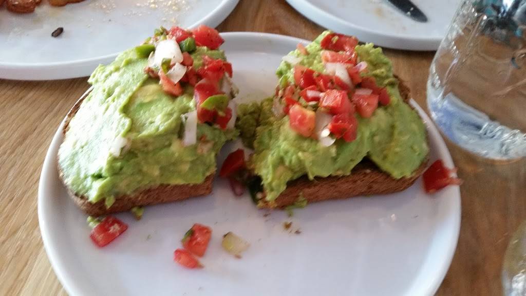 Cafe Wild | restaurant | 3505 Highland Ave, Manhattan Beach, CA 90266, USA | 3105452444 OR +1 310-545-2444