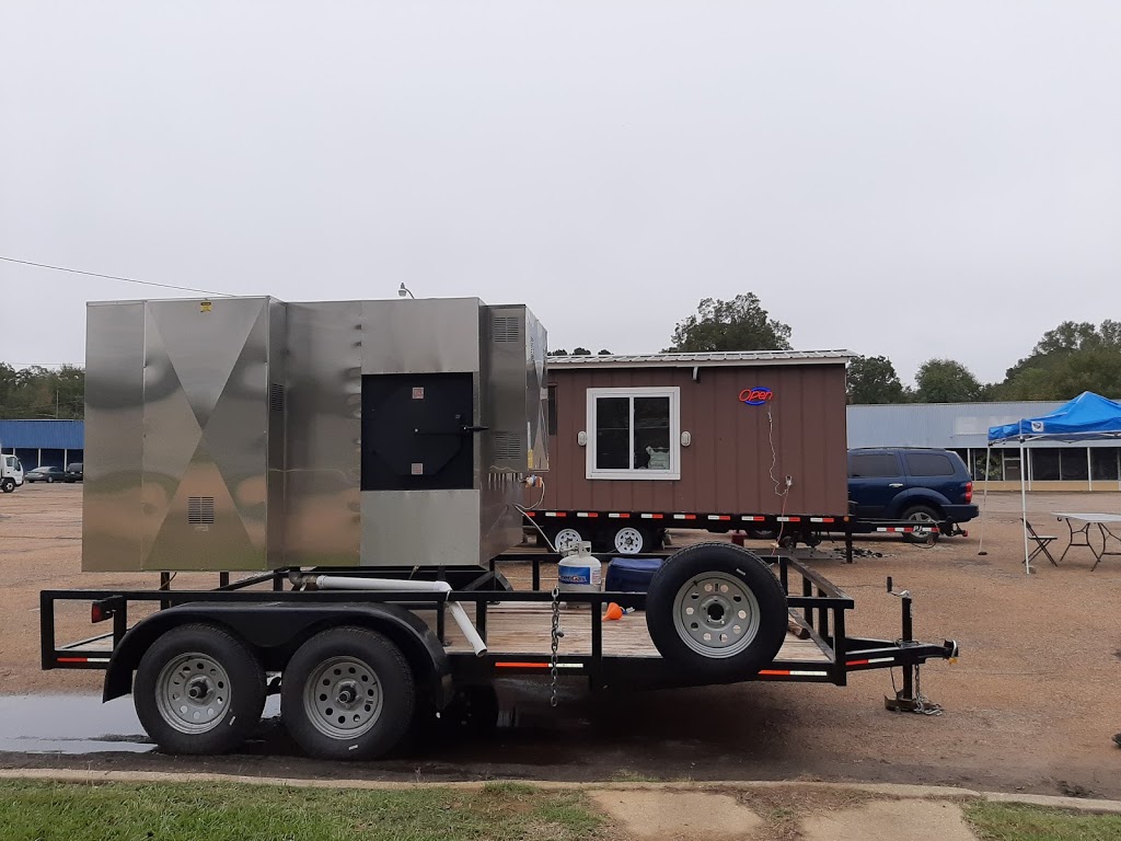 Bells BBQ | restaurant | 624 E Peace St, Canton, MS 39046, USA | 6014079073 OR +1 601-407-9073