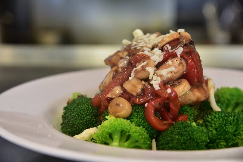 Muscle Maker Grill Heights | restaurant | 2400 N Shepherd Dr, Houston, TX 77008, USA | 7134856644 OR +1 713-485-6644