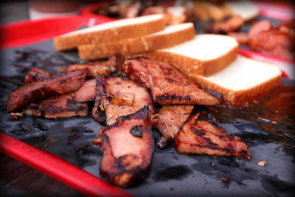 Stanley’s Famous Pit Bar-B-Q | restaurant | 525 S Beckham Ave, Tyler, TX 75702, USA | 9035930311 OR +1 903-593-0311