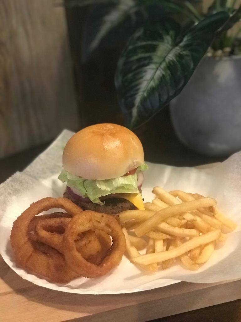 Mini burger | meal delivery | 6353 108th St, Forest Hills, NY 11375, USA | 7184593441 OR +1 718-459-3441