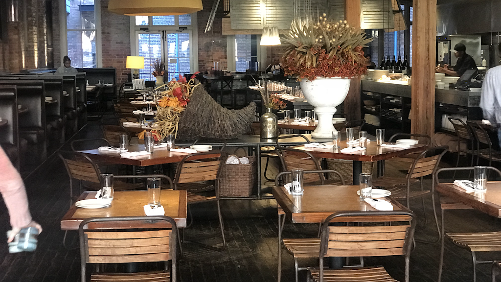 Central | restaurant | 129 Coosa St, Montgomery, AL 36104, USA | 3345171155 OR +1 334-517-1155