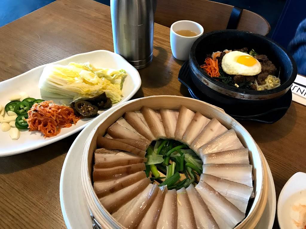 JINJI Korean Cuisine & Soju Bar | restaurant | 27566 Northwestern Hwy suite a, Southfield, MI 48034, USA | 2489968922 OR +1 248-996-8922