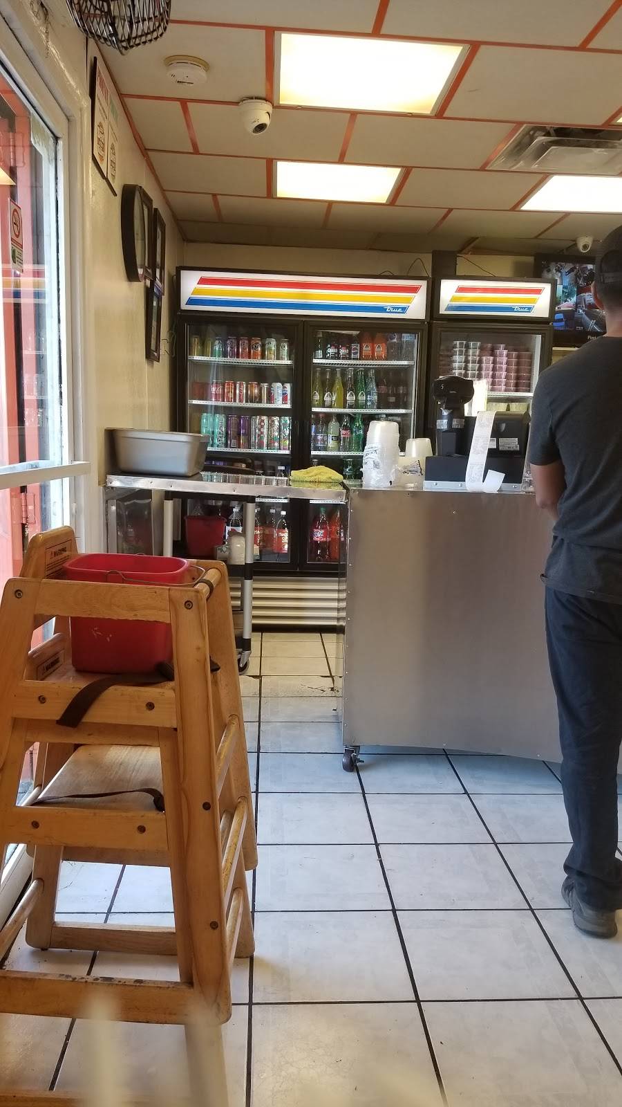 Pollo Correteado Restaurant El | restaurant | 2904 W McDowell Rd, Phoenix, AZ 85009, USA | 6022782381 OR +1 602-278-2381