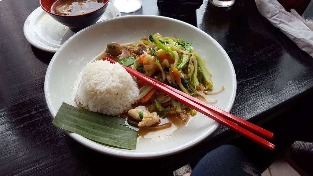 LemonGrass Cafe | restaurant | 1419 5th Ave, Moline, IL 61265, USA | 3097974100 OR +1 309-797-4100