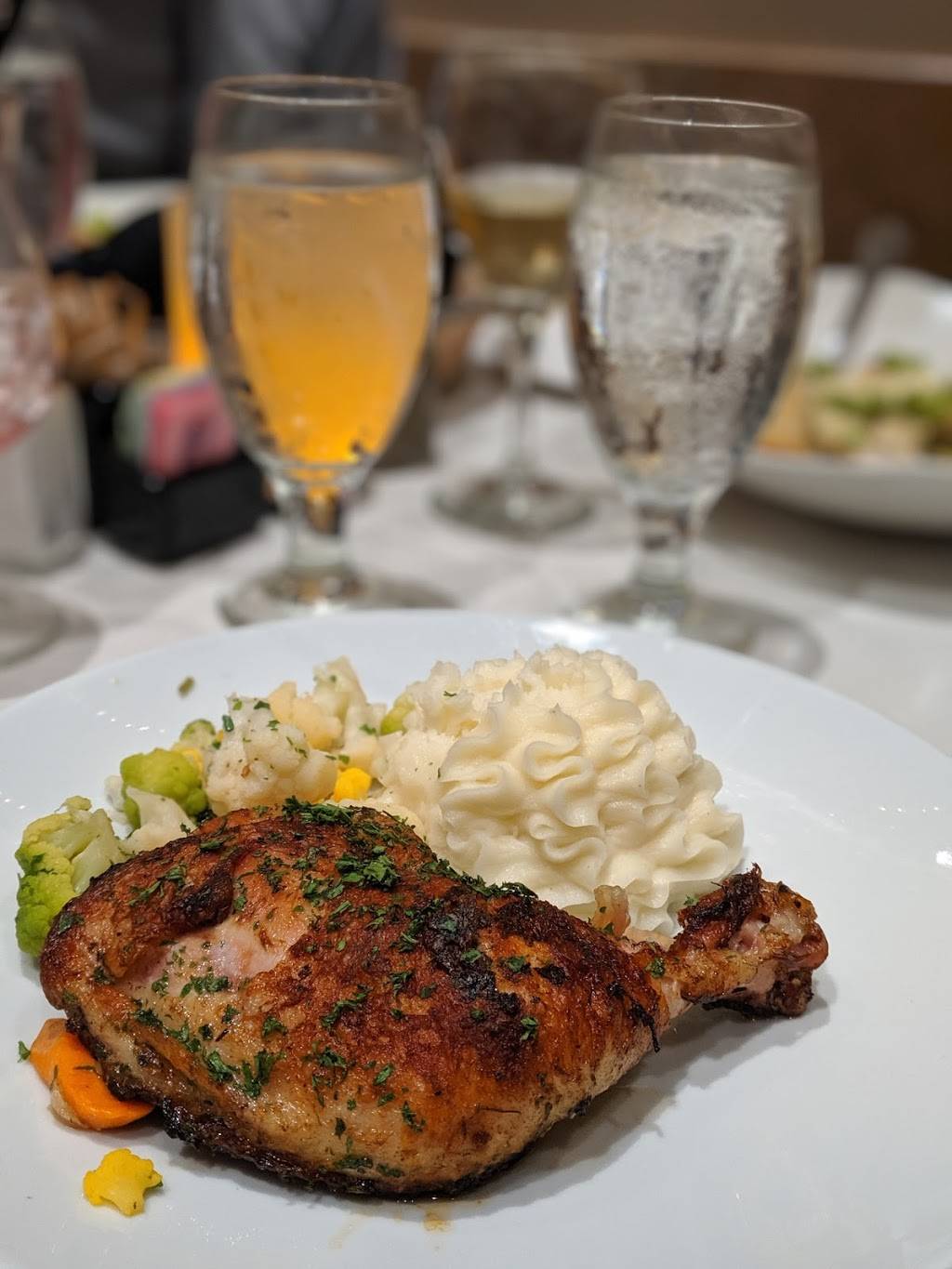 Agave Restaurant | restaurant | 1100 W Pima Mine Rd, Sahuarita, AZ 85629, USA | 5203422328 OR +1 520-342-2328