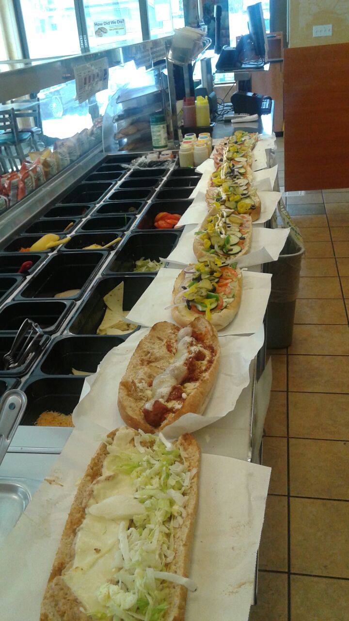 Subway Restaurants | restaurant | 4055 Mowry Ave, Fremont, CA 94538, USA | 5107441310 OR +1 510-744-1310