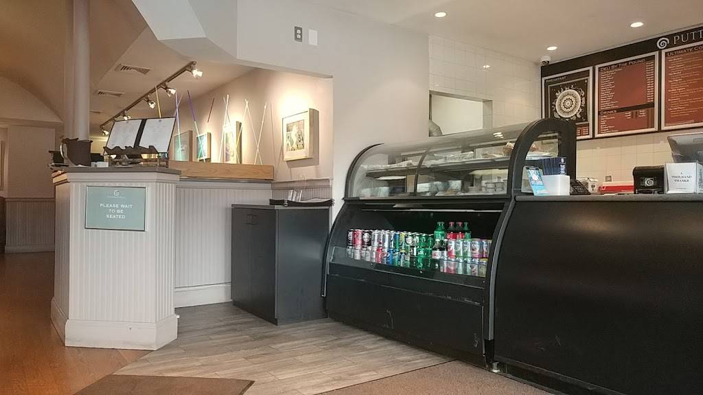 Putterham Grille | restaurant | 1012 W Roxbury Pkwy, Chestnut Hill, MA 02467, USA | 6173272202 OR +1 617-327-2202