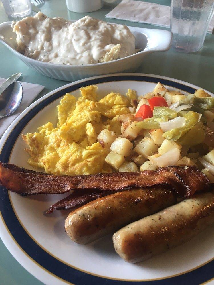 Papas New Roost | restaurant | 20049 CA-108, Sonora, CA 95370, USA | 2095360100 OR +1 209-536-0100