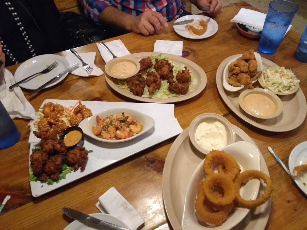 Mollys Seafood Shack | restaurant | 1580 E Merritt Island Causeway, Merritt Island, FL 32952, USA | 3214531288 OR +1 321-453-1288