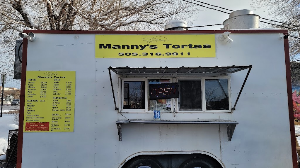 Mannys Tortas | restaurant | 4725 Airport Rd, Santa Fe, NM 87507, USA | 5053169911 OR +1 505-316-9911