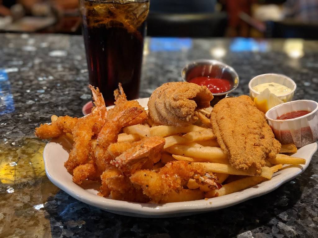 Pappadeaux Seafood Kitchen | restaurant | 2330 N International Pkwy Terminal C, Gate 14, DFW Airport, TX 75261, USA | 9274250087 OR +1 927-425-0087