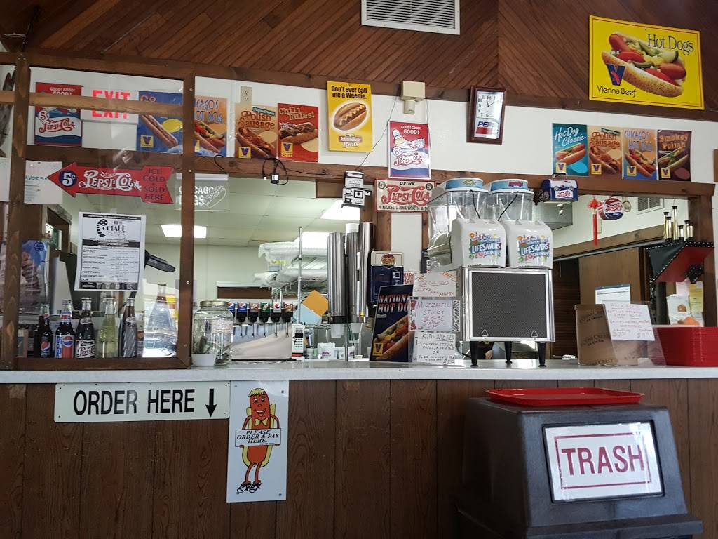 Marys Place | restaurant | 133 Wisconsin Dells Pkwy S, Wisconsin Dells, WI 53965, USA | 6083938688 OR +1 608-393-8688