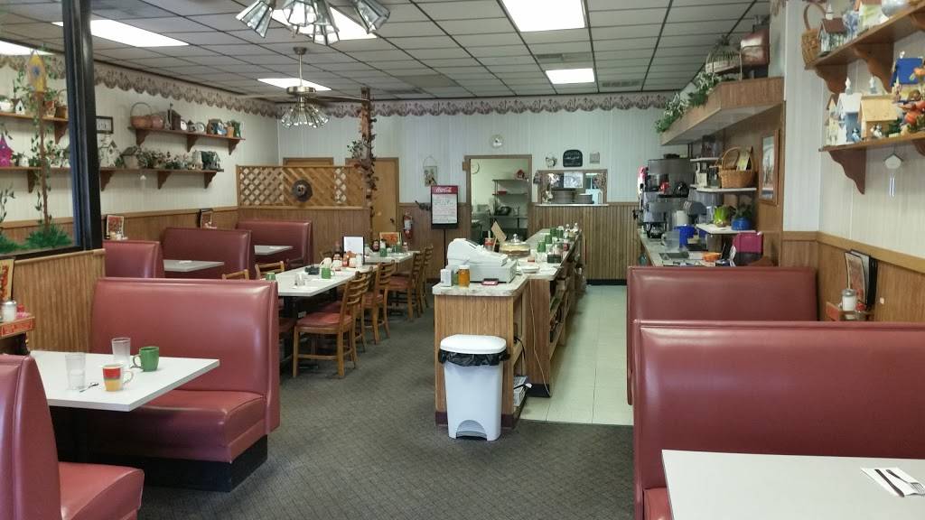 Birdies Cafe | cafe | 111 4th St, Baraboo, WI 53913, USA | 6083565647 OR +1 608-356-5647