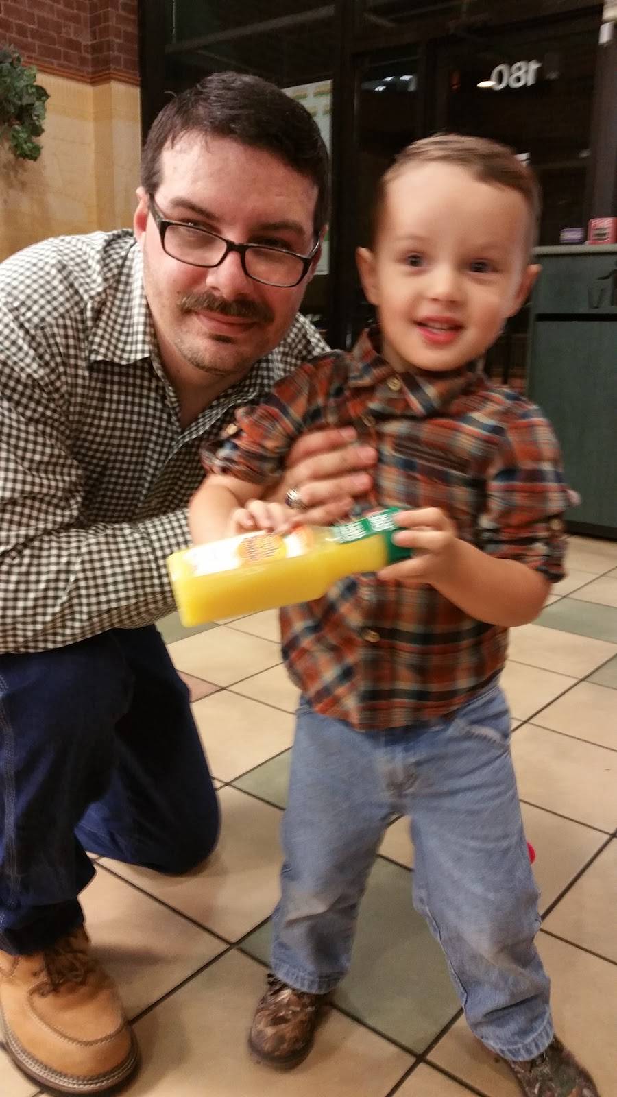 Subway | meal takeaway | 100 Throckmorton St Suite 180, Fort Worth, TX 76102, USA | 8176980540 OR +1 817-698-0540