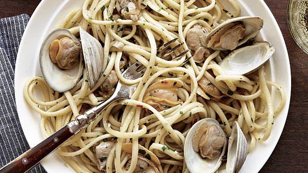 Fishtales Hideaway | restaurant | 107 Evans St, Batavia, NY 14020, USA | 5852194736 OR +1 585-219-4736