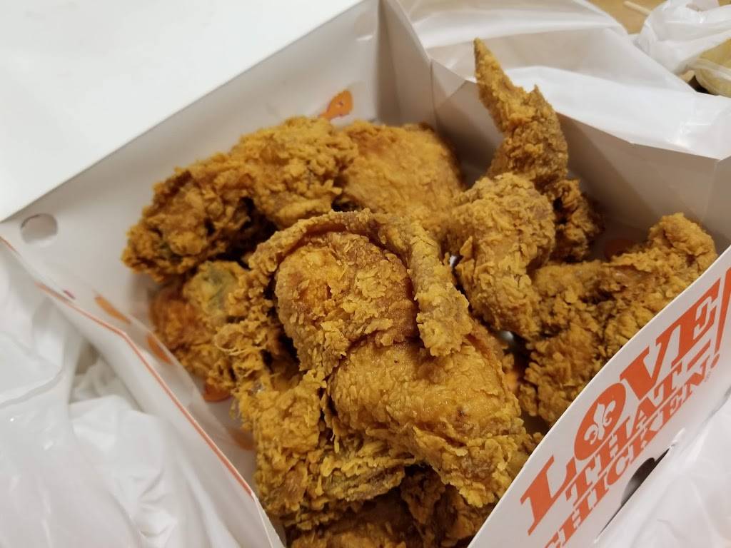 Popeyes Louisiana Kitchen | restaurant | 1578 Monterey Rd, San Jose, CA 95112, USA | 6692304139 OR +1 669-230-4139