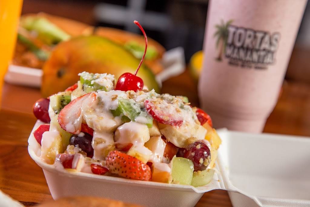 Tortas Manantial | restaurant | 10665 W Indian School Rd Suite A, Avondale, AZ 85392, USA | 6233223377 OR +1 623-322-3377